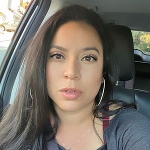 Meet your Posher, Cecilia